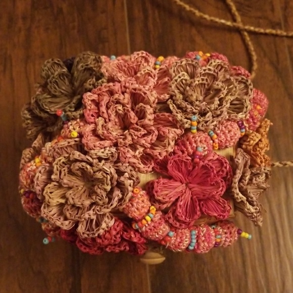 BidiBidi rattan weaved bag - Picture 2 of 6